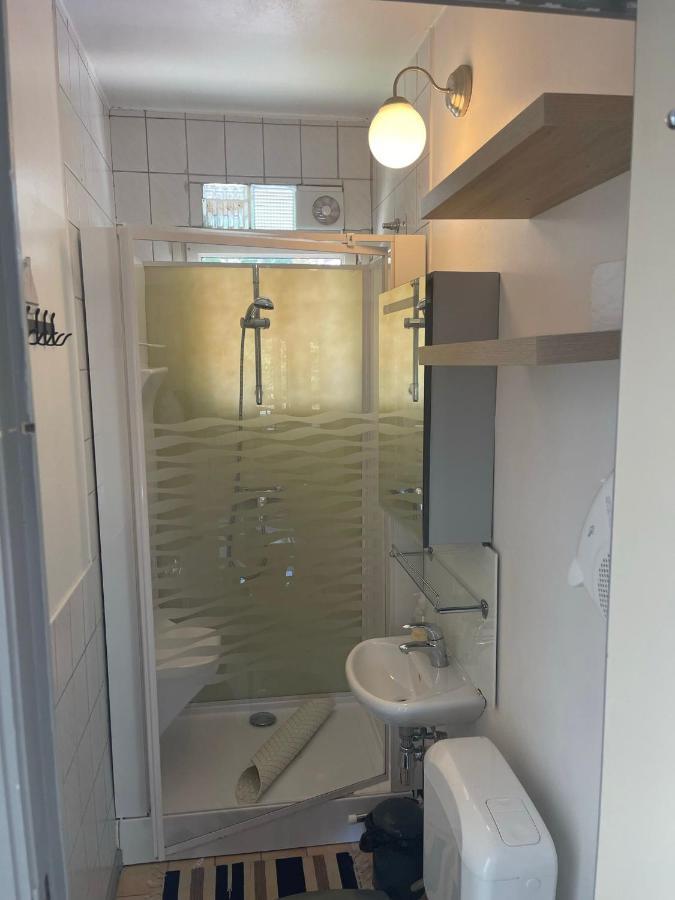 Villa Au Bout Du Monde Hastiere-par-dela Esterno foto